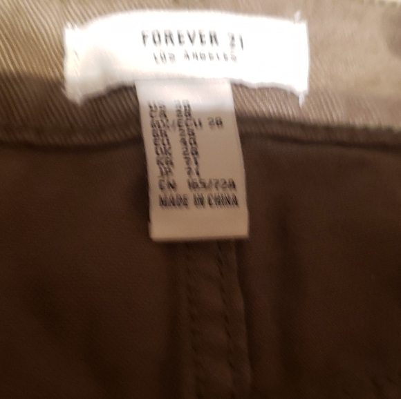 Forever 21 Sports - Picture 5 of 5